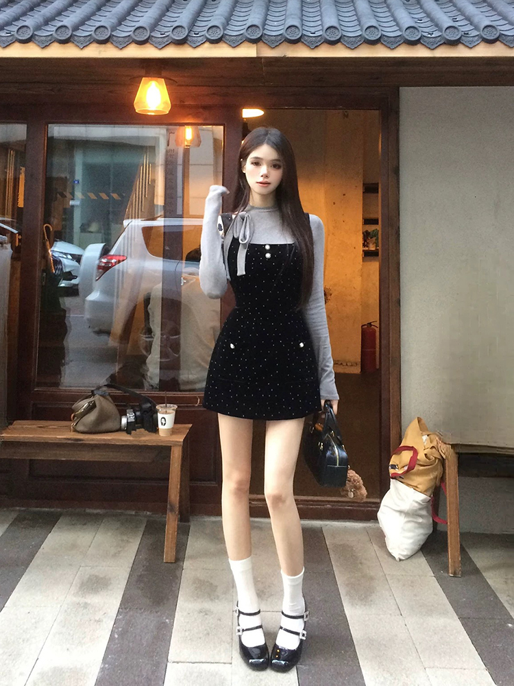 French Vintage Off-Shoulder Velvet Polka Dot Camisole Dress - Women's High-End Spring Short Skirt Set French Vintage Off-Shoulder Velvet Polka Dot Camisole Dress - Women's High-End Spring Short Skirt Set