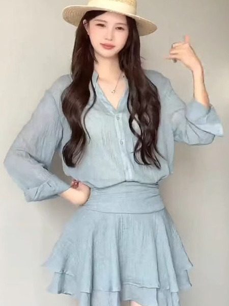 French Vintage Summer 2025 Women's Two-Piece Set, Loose Long Sleeve Shirt & High-Waisted A-Line Skirt, Trendy Chic Style French Vintage Summer 2025 Women's Two-Piece Set, Loose Long Sleeve Shirt & High-Waisted A-Line Skirt, Trendy Chic Style