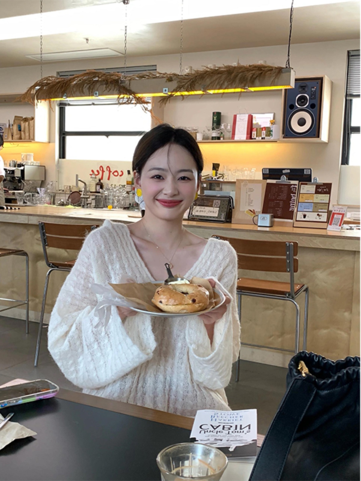 French Vintage V-Neck Knitted Sweater for Women - Loose Hooded Pullover for Early Autumn, Casual Y2K Style French Vintage V-Neck Knitted Sweater for Women - Loose Hooded Pullover for Early Autumn, Casual Y2K Style