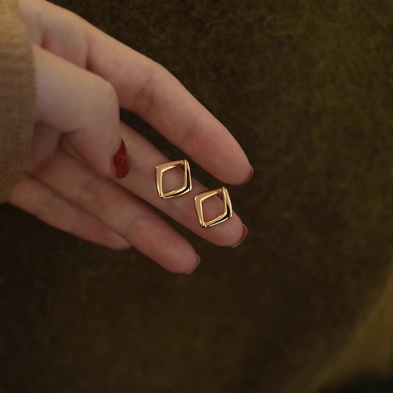 Geometric Diamond Design Earrings for Women - Niche Cool Style, Trendy New Year Accessories Geometric Diamond Design Earrings for Women - Niche Cool Style, Trendy New Year Accessories