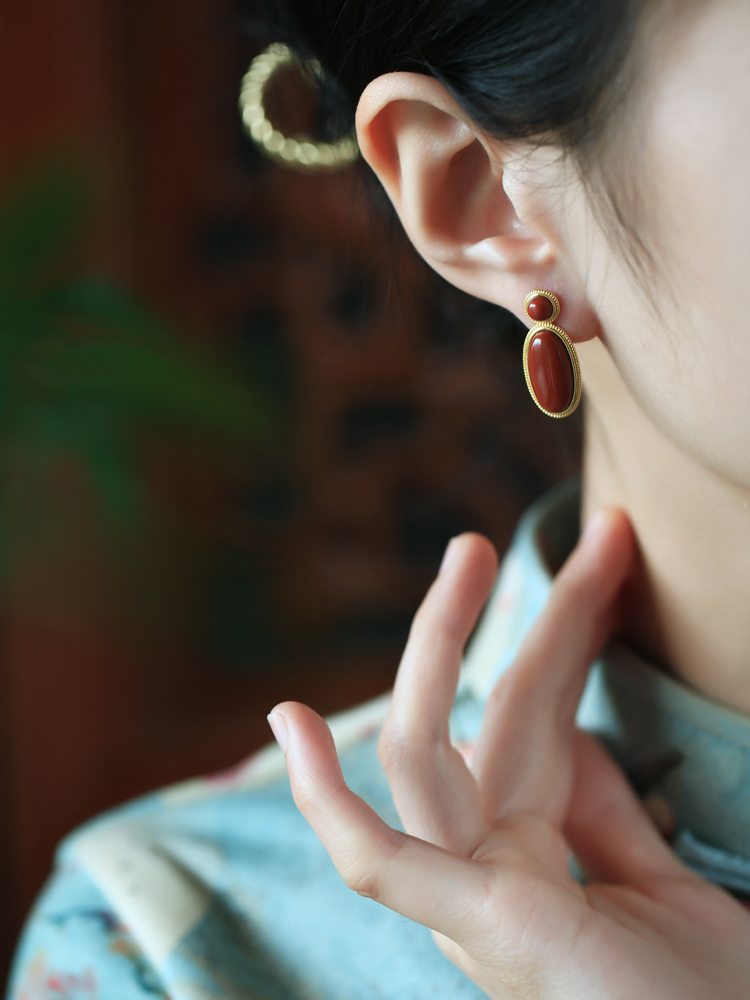 Geometric Red Agate Earrings for Women - 18k Gold Plated Silver Oval Design, Elegant High-End Ear Accessories Geometric Red Agate Earrings for Women - 18k Gold Plated Silver Oval Design, Elegant High-End Ear Accessories