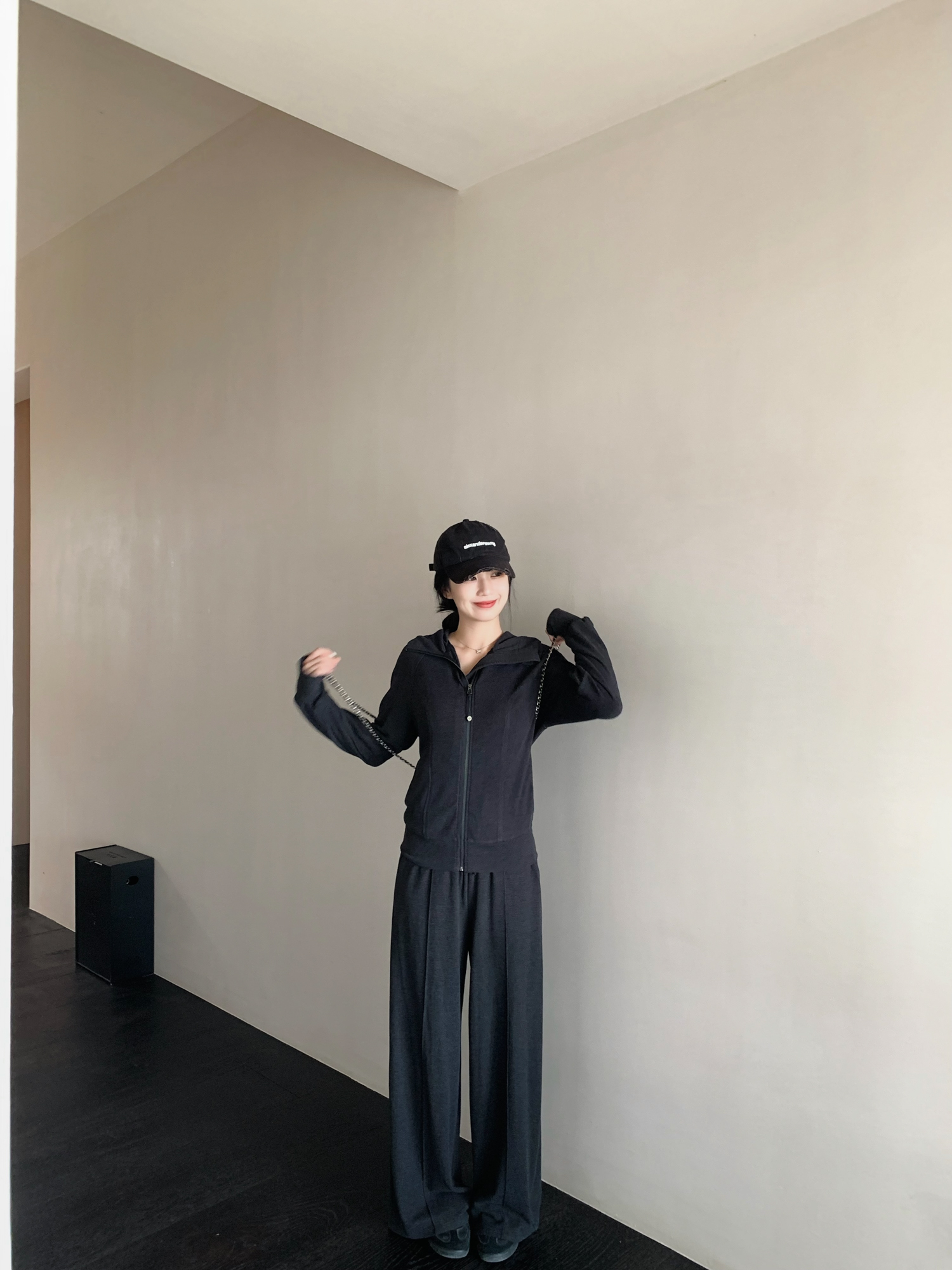 Girls' Loose-Fitting Hooded Outfit with Mid-High Collar - Comfortable Autumn Fashion for Sweet Style