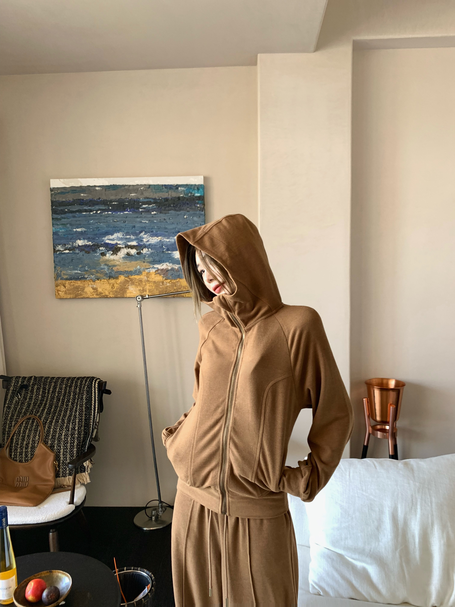 Girls' Loose-Fitting Hooded Outfit with Mid-High Collar - Comfortable Autumn Fashion for Sweet Style Girls' Loose-Fitting Hooded Outfit with Mid-High Collar - Comfortable Autumn Fashion for Sweet Style