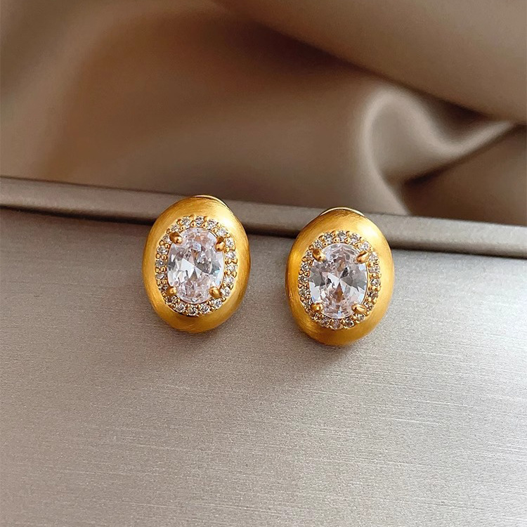 Gold-Plated Minimalist Zircon Earrings for Women - Light Luxury Pigeon Egg Design, High-End Fashion Jewelry 2025 Gold-Plated Minimalist Zircon Earrings for Women - Light Luxury Pigeon Egg Design, High-End Fashion Jewelry 2025