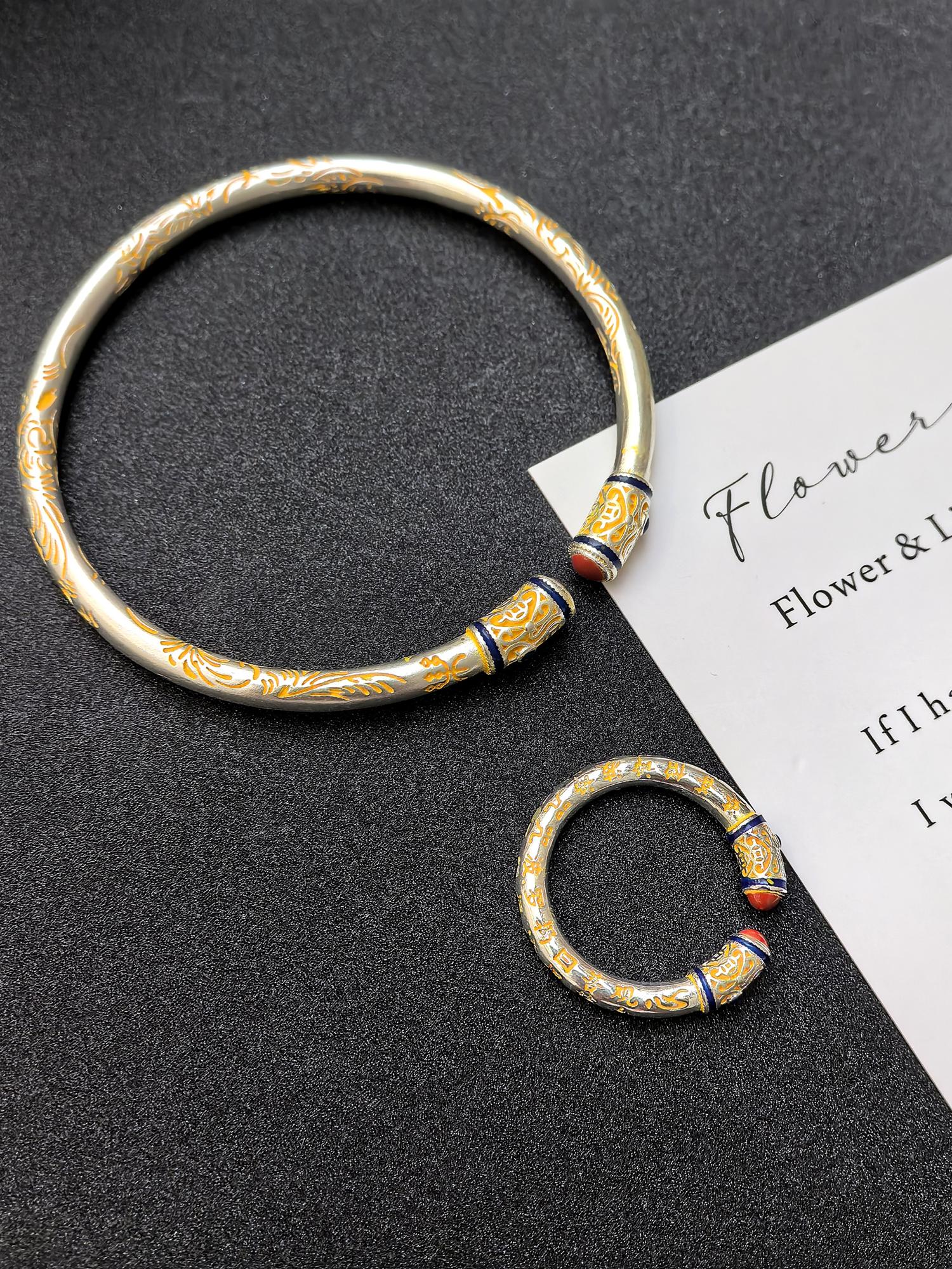 Gold-Plated Nezha Bracelet for Women, Open Design Ruyi Palace Style, Ethnic Bangle in Silver Color for Peace and Joy Gold-Plated Nezha Bracelet for Women, Open Design Ruyi Palace Style, Ethnic Bangle in Silver Color for Peace and Joy