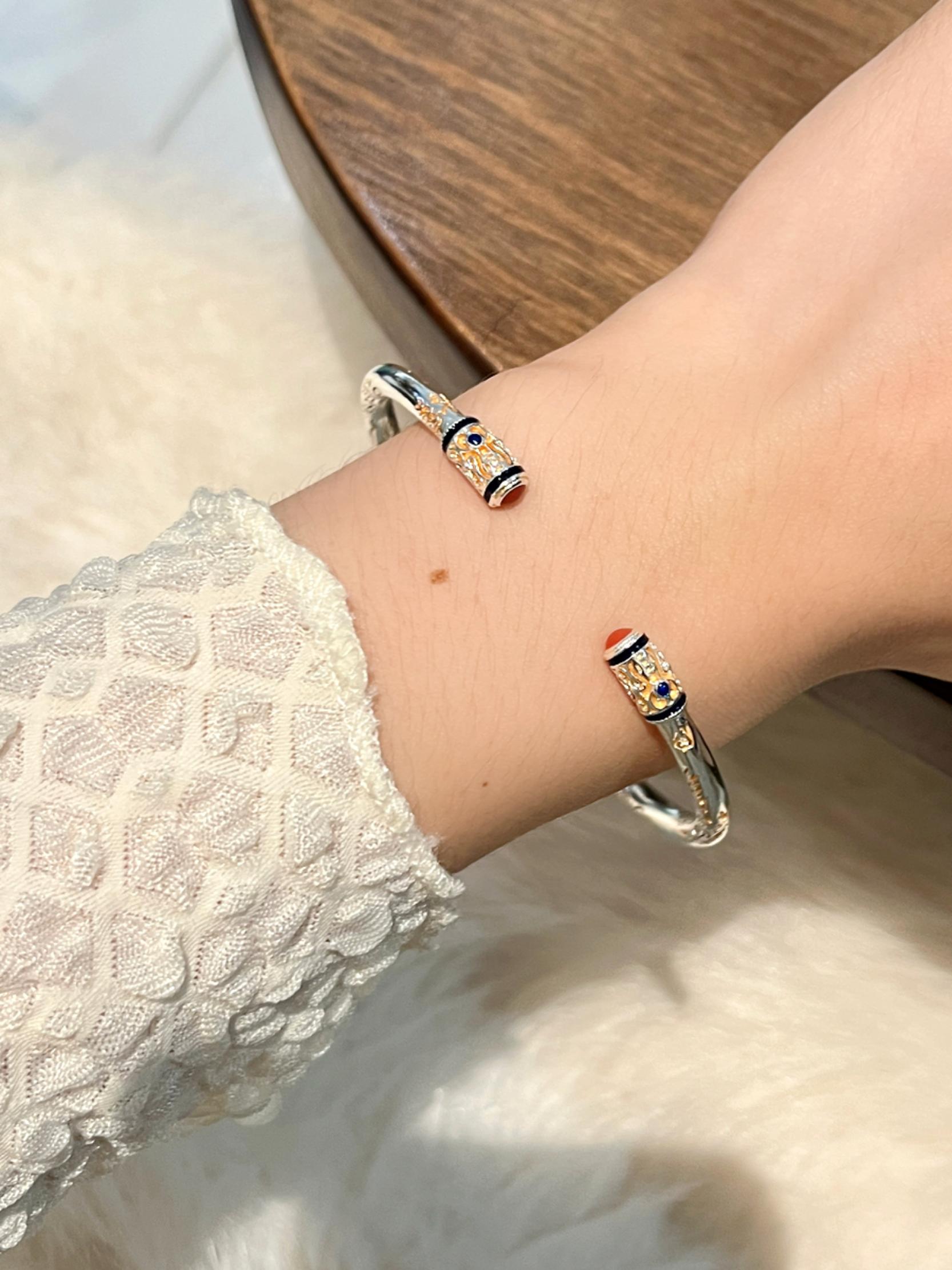 Gold-Plated Nezha Bracelet for Women, Open Design Ruyi Palace Style, Ethnic Bangle in Silver Color for Peace and Joy Gold-Plated Nezha Bracelet for Women, Open Design Ruyi Palace Style, Ethnic Bangle in Silver Color for Peace and Joy