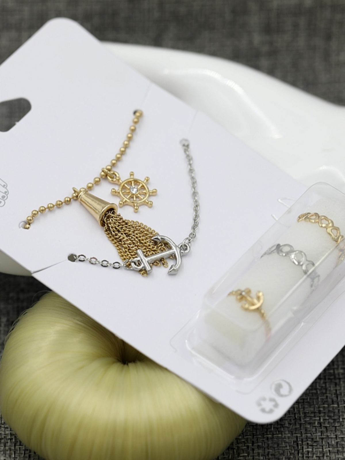 Gold Tassel Anklet Set of 5 for Women, Versatile Korean Style Foot Rings, Trendy Boho Anklets, Fashionable Summer Accessories Gold Tassel Anklet Set of 5 for Women, Versatile Korean Style Foot Rings, Trendy Boho Anklets, Fashionable Summer Accessories