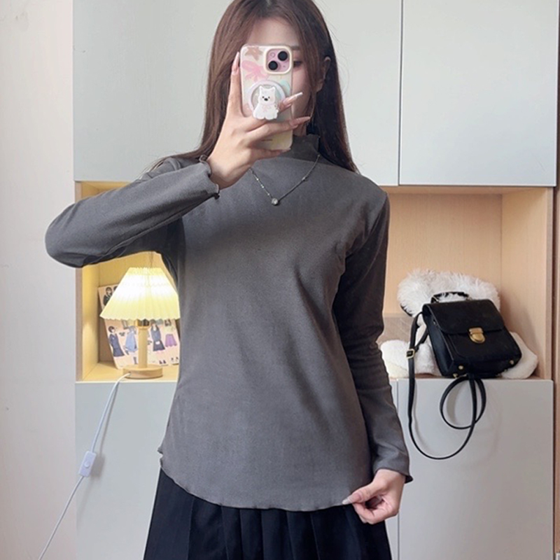 Gray Half-Turtleneck Base Layer with Cream White Long Sleeve Top - Cozy Layered Style, Perfect for Fall and Winter Fashion