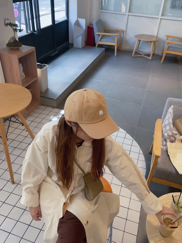 Green Self-Reserved Baseball Cap with Embroidered M Letter - Korean Style Solid Color Sunshade for All Seasons