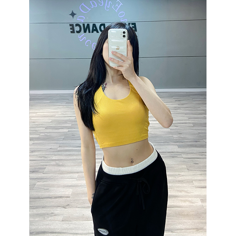 Halter Crop Top with Chest Pads, Slim Fit, Beautiful Back Design, Women's Strapless Innerwear, Y2K Style Halter Crop Top with Chest Pads, Slim Fit, Beautiful Back Design, Women's Strapless Innerwear, Y2K Style