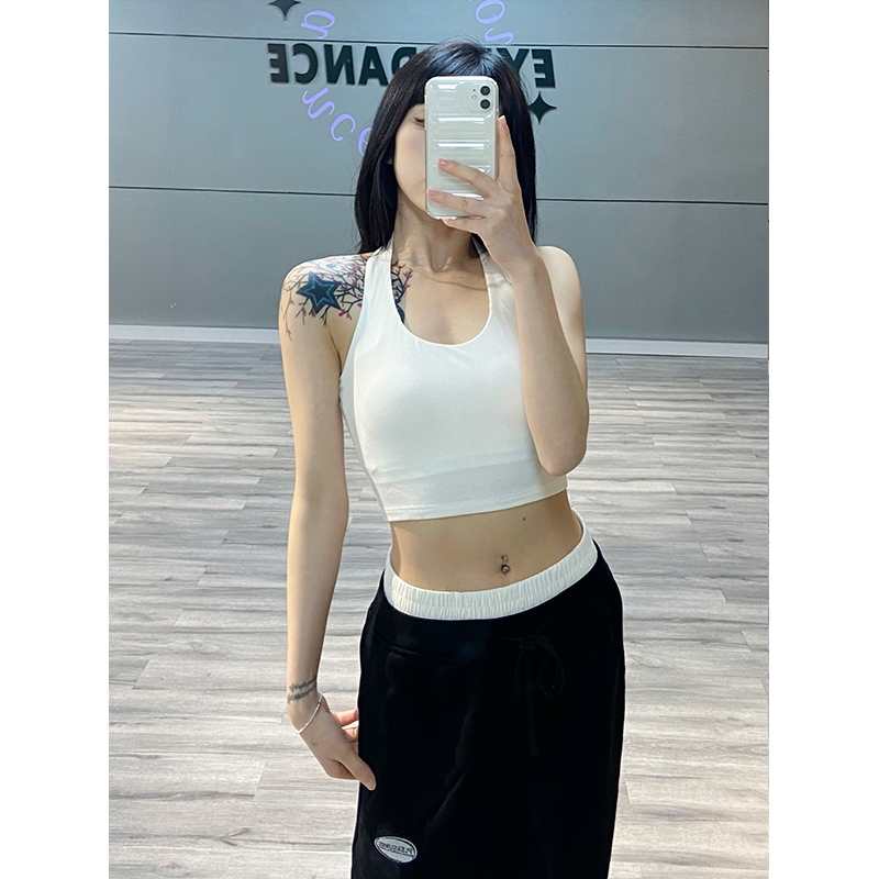 Halter Crop Top with Chest Pads, Slim Fit, Beautiful Back Design, Women's Strapless Innerwear, Y2K Style Halter Crop Top with Chest Pads, Slim Fit, Beautiful Back Design, Women's Strapless Innerwear, Y2K Style