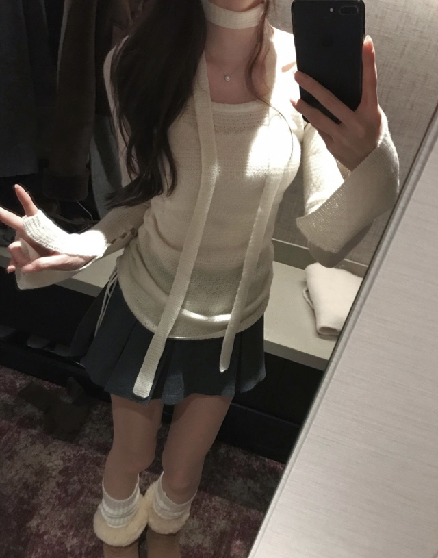 Halter Neck Knitted Shirt for Women - Diagonal Shoulder Design, Early Spring Style, Chic & Trendy Fashion Essential Halter Neck Knitted Shirt for Women - Diagonal Shoulder Design, Early Spring Style, Chic & Trendy Fashion Essential