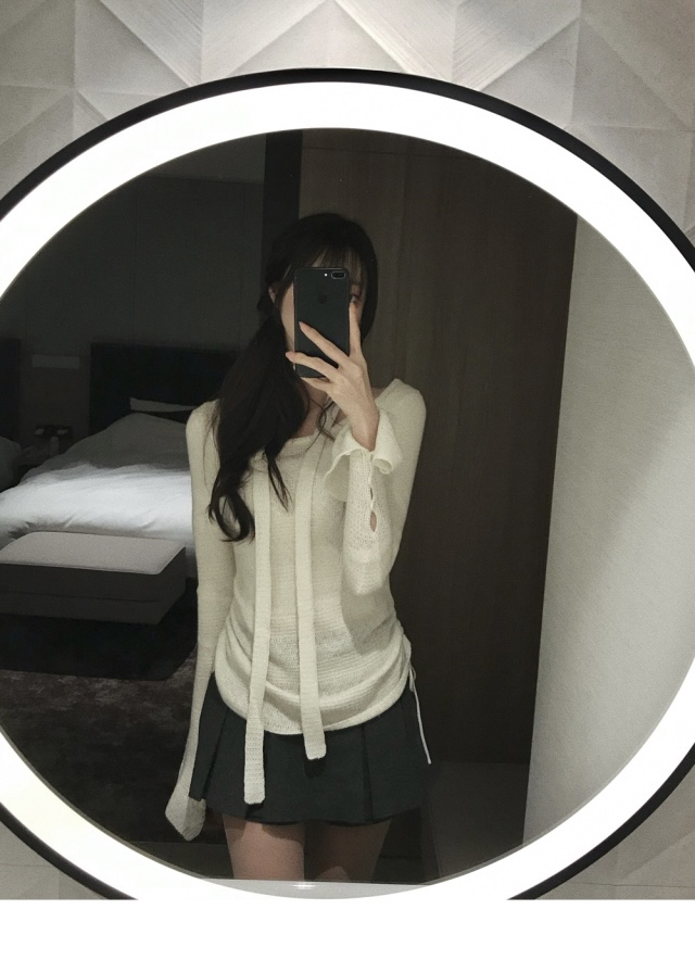 Halter Neck Knitted Shirt for Women - Diagonal Shoulder Design, Early Spring Style, Chic & Trendy Fashion Essential Halter Neck Knitted Shirt for Women - Diagonal Shoulder Design, Early Spring Style, Chic & Trendy Fashion Essential