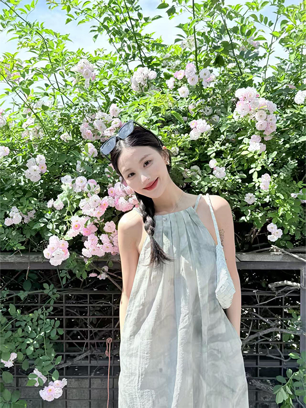 Hand-Drawn Plant Print Casual Round Neck Strap Dress for Women - Versatile and Trendy Spring/Summer Fashion Hand-Drawn Plant Print Casual Round Neck Strap Dress for Women - Versatile and Trendy Spring/Summer Fashion