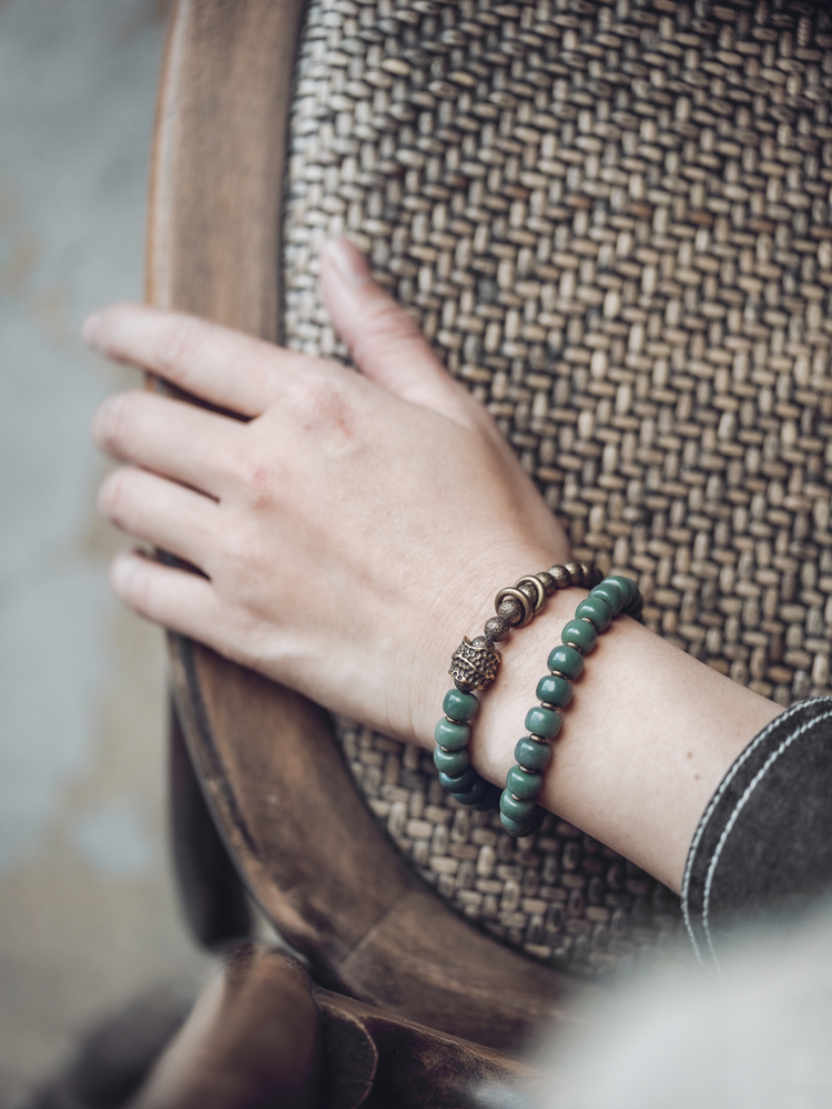 Handmade Antique Bronze Green Shadow Bodhi Root Double-Layer Bracelet for Men & Women - Retro Unisex Jewelry Handmade Antique Bronze Green Shadow Bodhi Root Double-Layer Bracelet for Men & Women - Retro Unisex Jewelry