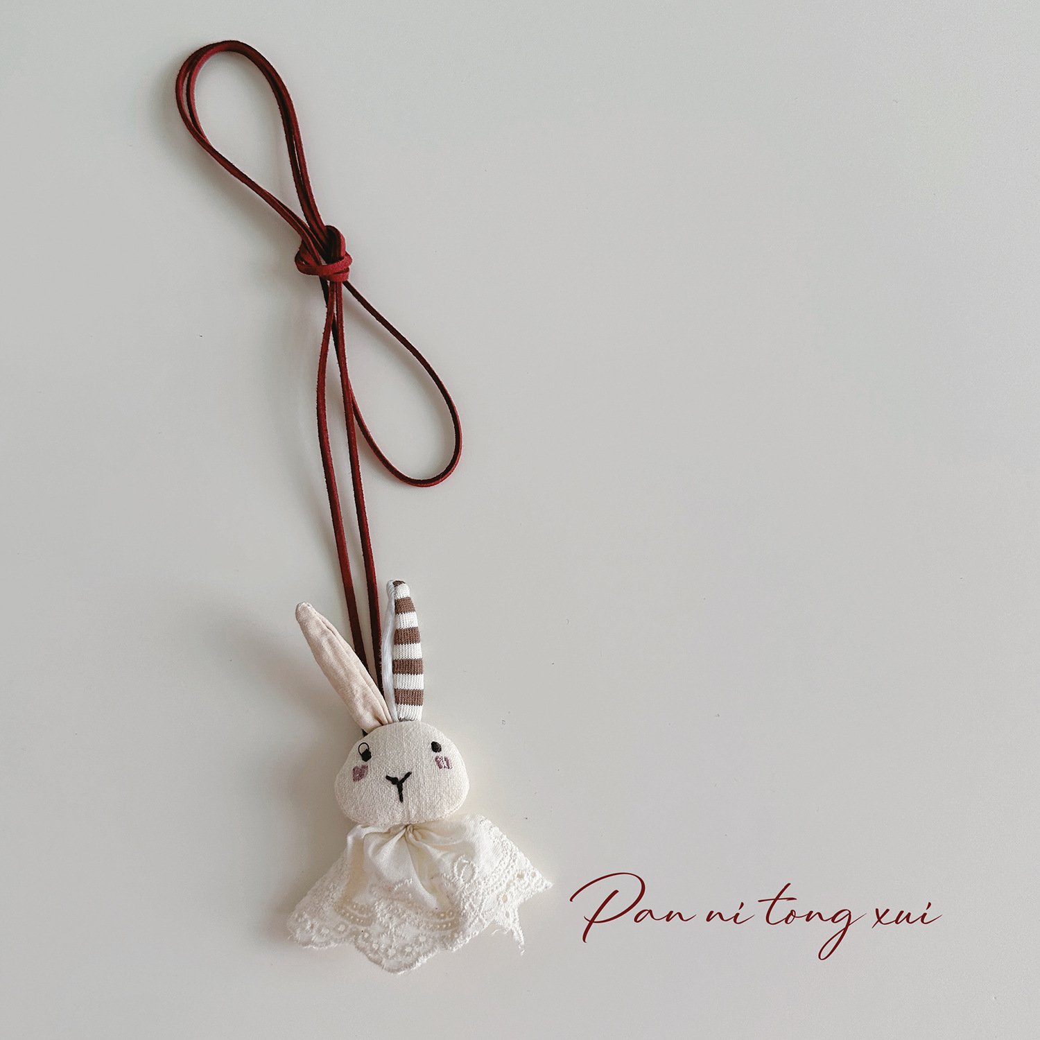 Handmade Children's Cartoon Hanging Neck Necklace - Cute 3D Soft Animal Pendant for Sweatshirts & Accessories Handmade Children's Cartoon Hanging Neck Necklace - Cute 3D Soft Animal Pendant for Sweatshirts & Accessories