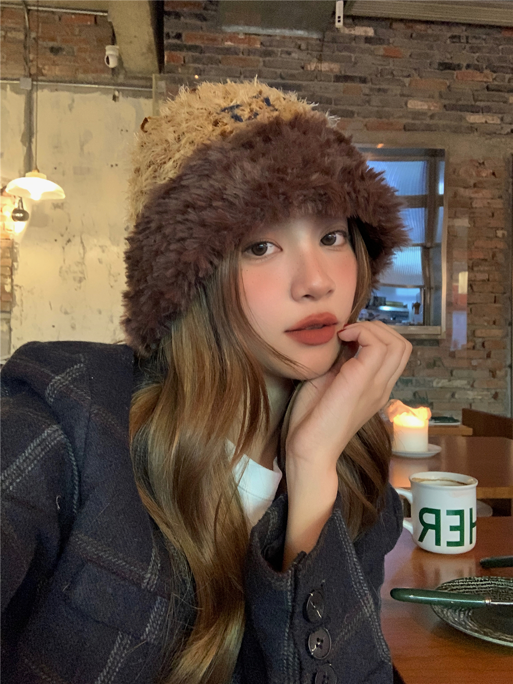 Handmade Color-Blocking Plush Chunky Knit Yarn Winter Hat for Women - Warm Thick Fisherman Style Handmade Color-Blocking Plush Chunky Knit Yarn Winter Hat for Women - Warm Thick Fisherman Style