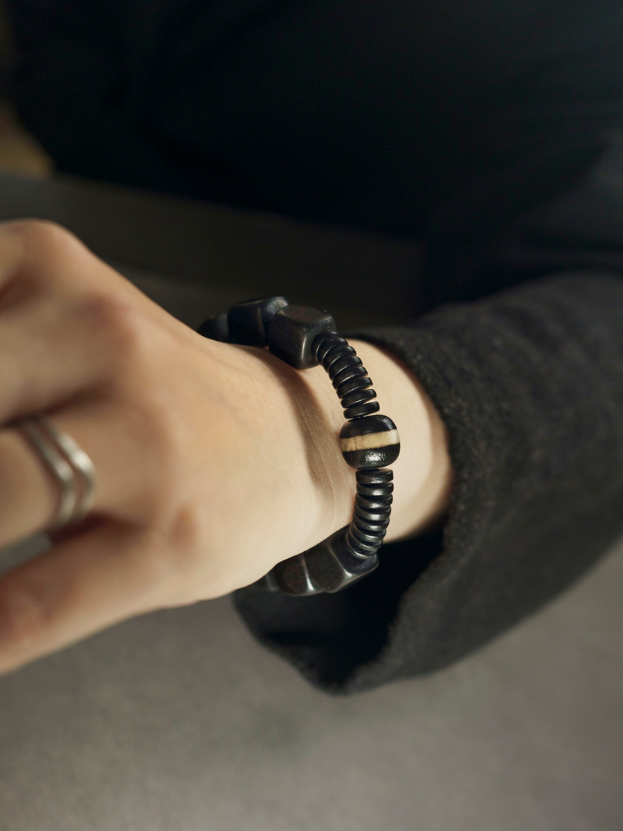 Handmade Ebony Wood Bracelet - Retro Ethnic Design, Japanese & Korean Style, Unisex Personalized Jewelry Handmade Ebony Wood Bracelet - Retro Ethnic Design, Japanese & Korean Style, Unisex Personalized Jewelry