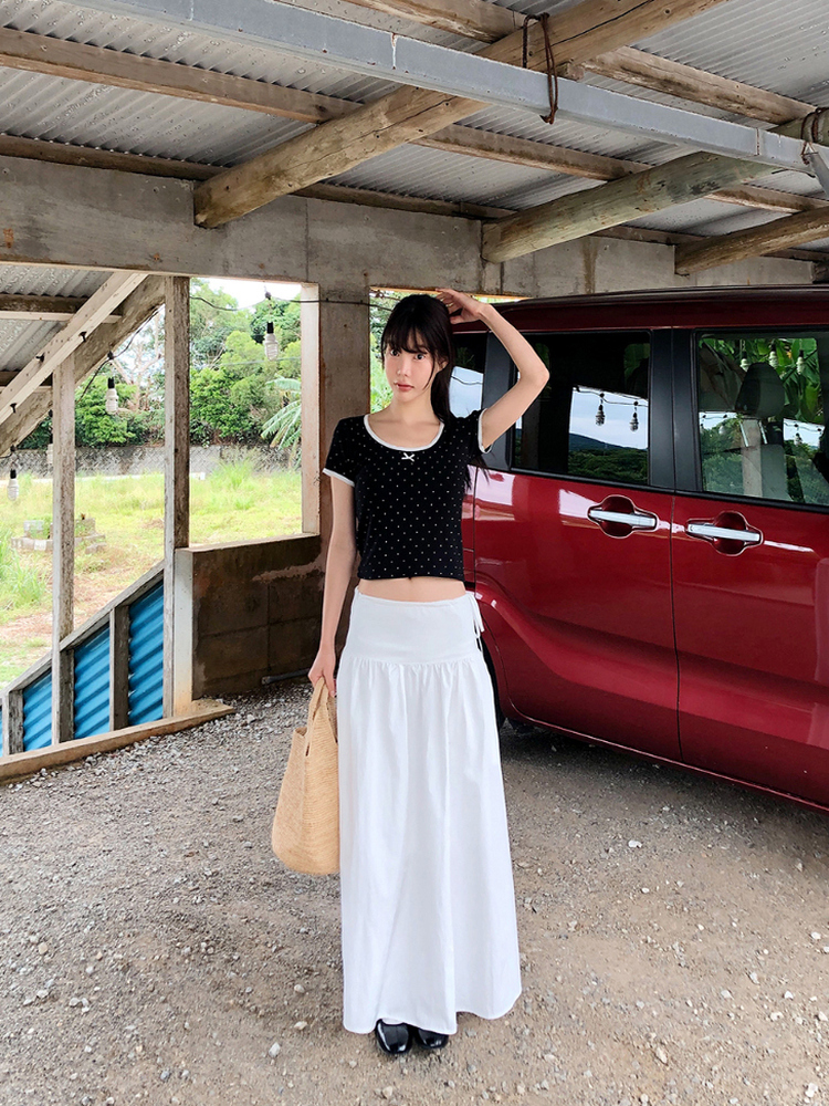 Handmade Floral Short Sleeve T-Shirt - Cute Slim Fit Korean Style Top for Sweet Casual Looks Handmade Floral Short Sleeve T-Shirt - Cute Slim Fit Korean Style Top for Sweet Casual Looks