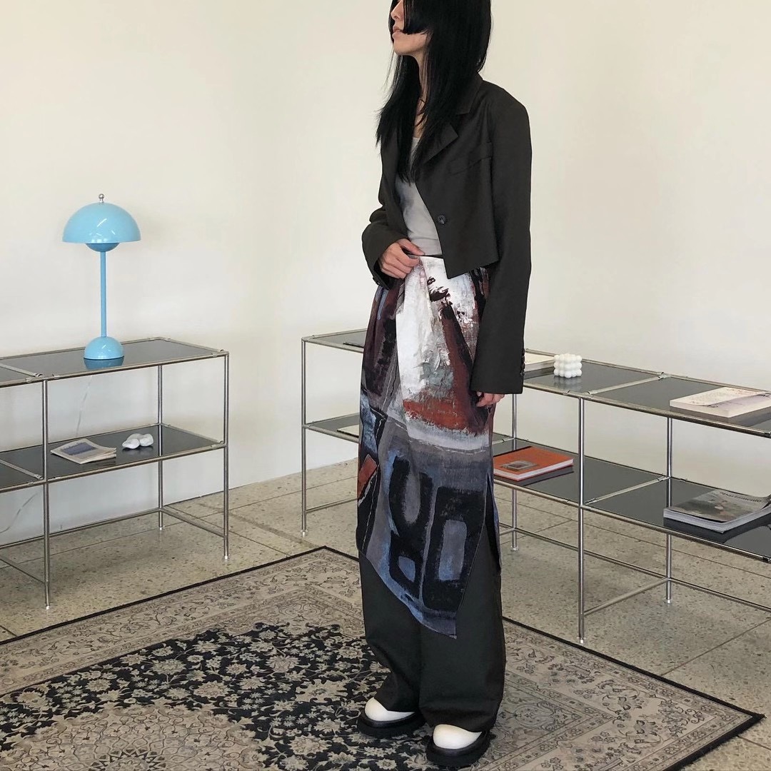 Handmade Retro Abstract Oil Painting Style Irregular Half-Length Skirt - Artistic Pattern for Unique Vintage Fashion Handmade Retro Abstract Oil Painting Style Irregular Half-Length Skirt - Artistic Pattern for Unique Vintage Fashion