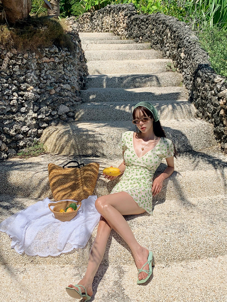 Handmade Seeubaby Fresh Green Bow One-Piece Swimsuit - Korean Style, Cute Summer Swimwear, Trendy Beachwear for Women Handmade Seeubaby Fresh Green Bow One-Piece Swimsuit - Korean Style, Cute Summer Swimwear, Trendy Beachwear for Women