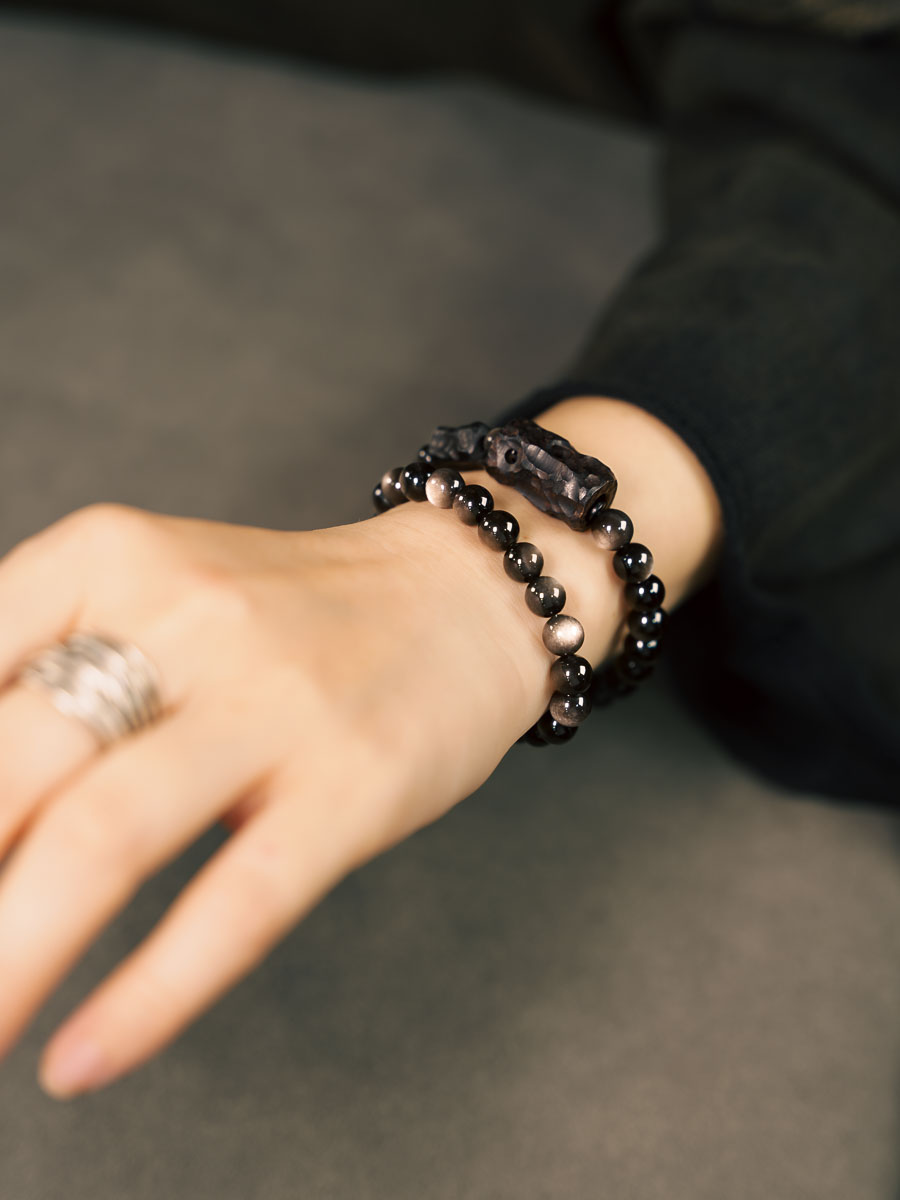 Handmade Silver Obsidian Design Bracelet for Men & Women - Vintage Style Versatile Sandalwood Couple Accessories Handmade Silver Obsidian Design Bracelet for Men & Women - Vintage Style Versatile Sandalwood Couple Accessories