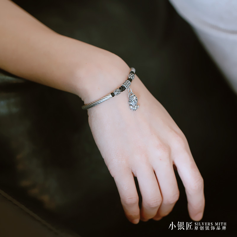 Handmade Silver Woven Bracelet with Pixiu Lucky Elephant Design, Pure Silver Wax Rope Jewelry for Men and Women Handmade Silver Woven Bracelet with Pixiu Lucky Elephant Design, Pure Silver Wax Rope Jewelry for Men and Women
