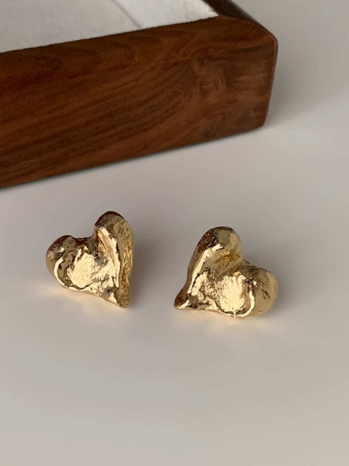 Handmade Textured Heart Earrings in S925 Silver - Unique Versatile Design for Women Handmade Textured Heart Earrings in S925 Silver - Unique Versatile Design for Women