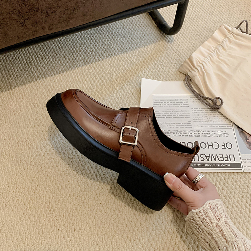 Handmade Water-Washed Cowhide Low-Top Thick-Soled British Style Loafers with Mid Heels for Women - Comfortable Casual Footwear Handmade Water-Washed Cowhide Low-Top Thick-Soled British Style Loafers with Mid Heels for Women - Comfortable Casual Footwear
