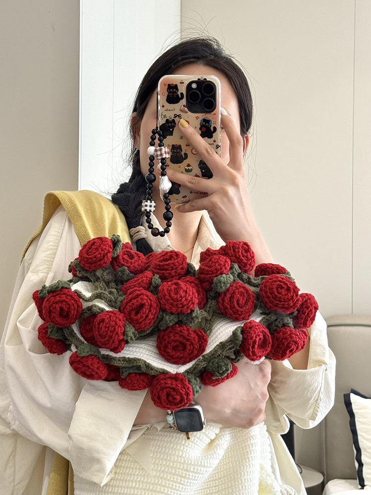 Handmade Woven Rose Bouquet Blanket - Cozy Office Nap Throw, Perfect Gift for Best Friend, Elegant Gift Box Included Handmade Woven Rose Bouquet Blanket - Cozy Office Nap Throw, Perfect Gift for Best Friend, Elegant Gift Box Included