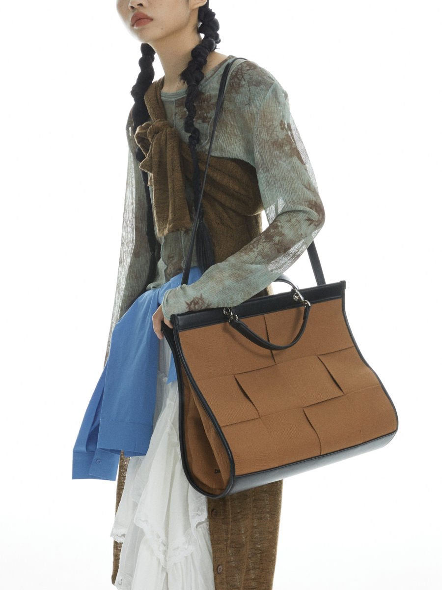 Handwoven Big Waffle Leather Handheld Shoulder Tote Bag - Stylish Large Tote for Everyday Use Handwoven Big Waffle Leather Handheld Shoulder Tote Bag - Stylish Large Tote for Everyday Use