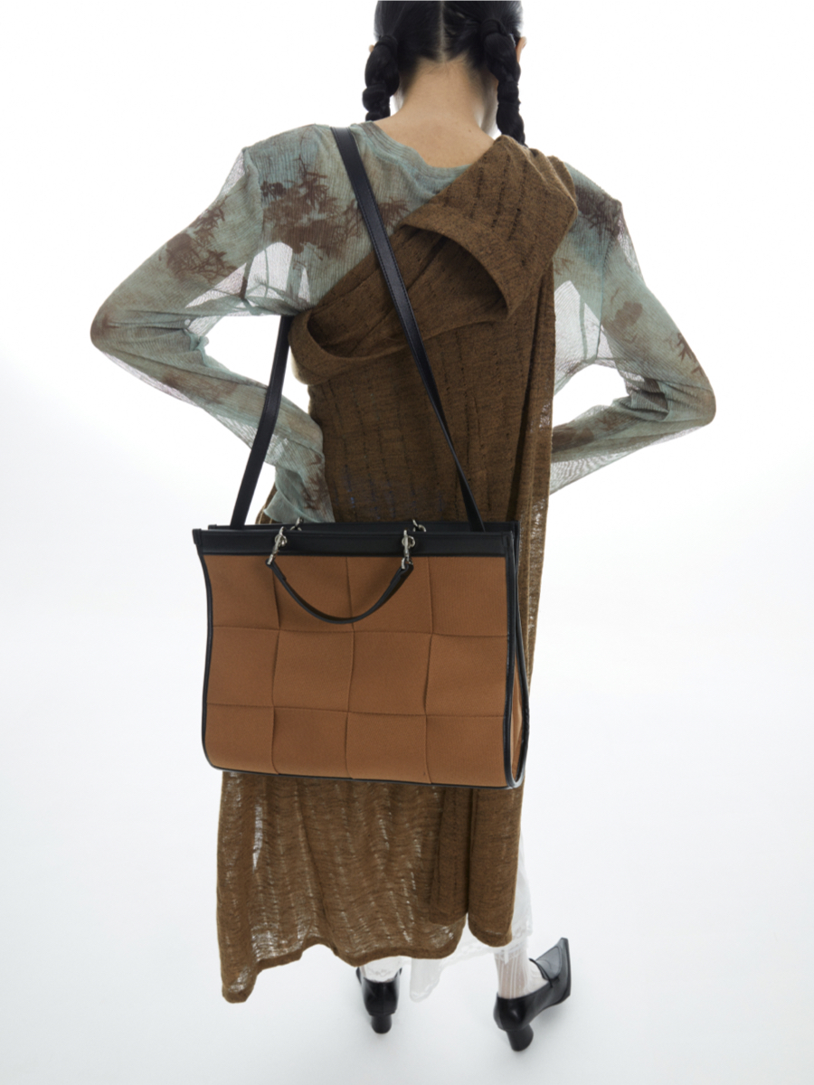 Handwoven Big Waffle Leather Handheld Shoulder Tote Bag - Stylish Large Tote for Everyday Use
