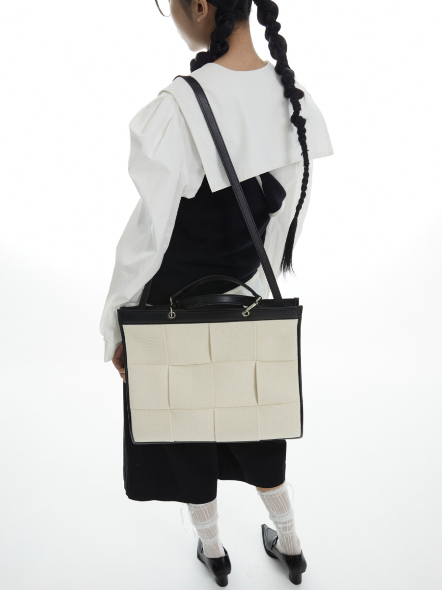 Handwoven Leather Handheld Shoulder Tote Bag - Large Big Waffle Design, Stylish Everyday Carry for Chic Outfits Handwoven Leather Handheld Shoulder Tote Bag - Large Big Waffle Design, Stylish Everyday Carry for Chic Outfits