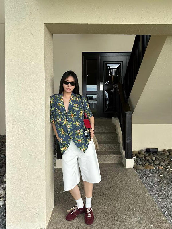 Hawaiian Holiday Fun Print Top - Women's Summer Loose Casual Vacation Shirt, Beachy Vibes, Relaxed Fit, Trendy Summer Style