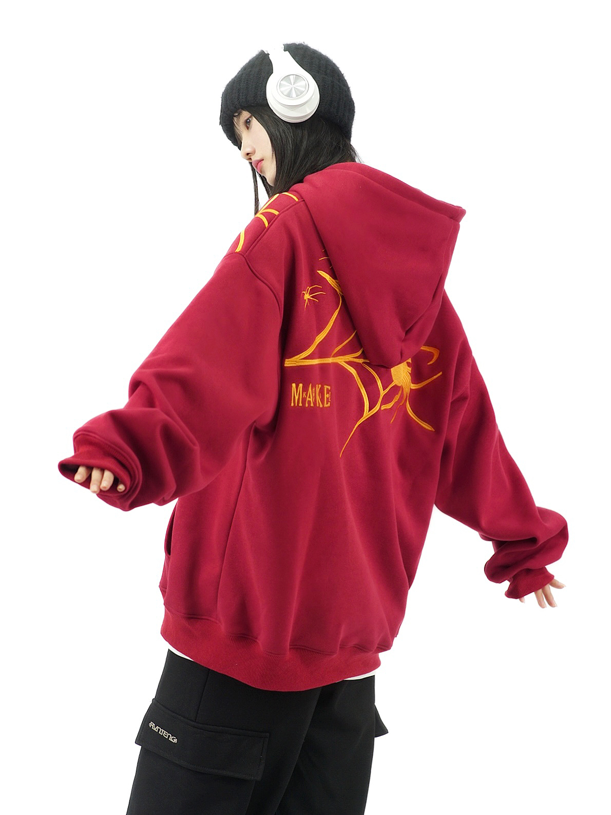 Heavy-Duty Spider Embroidery Winter Fleece Hoodie for Women - Trendy Couple Sweatshirt in National Style Heavy-Duty Spider Embroidery Winter Fleece Hoodie for Women - Trendy Couple Sweatshirt in National Style