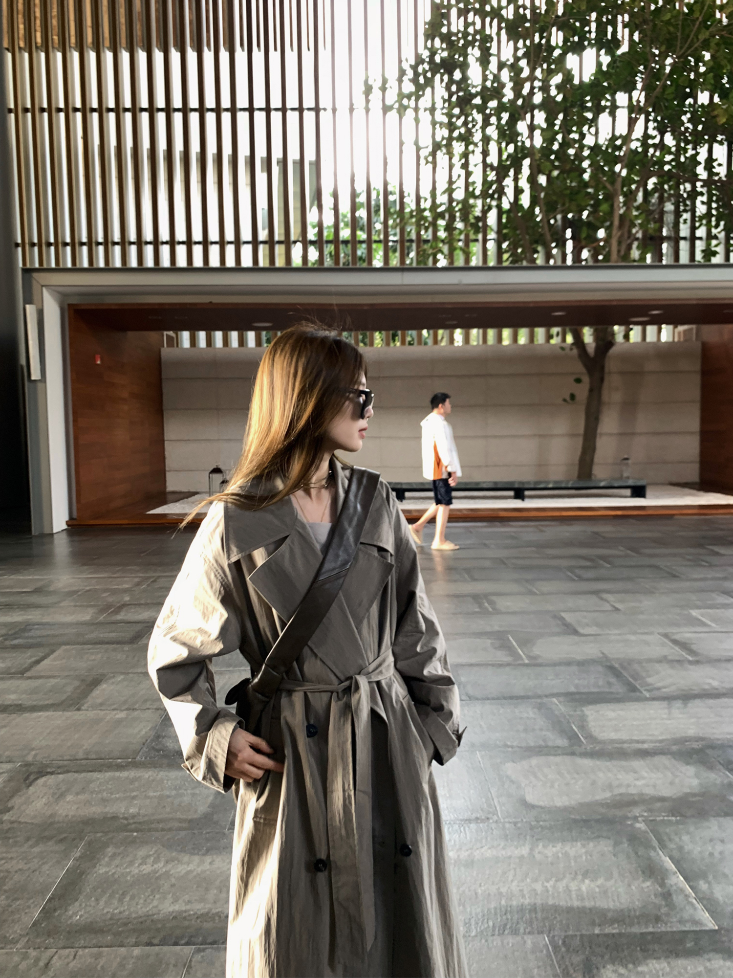 High-Definition Tailored Lapel Coat in Morning Fog - Slightly Wrinkled Loose Silhouette Windbreaker for a Chic Y2K Style High-Definition Tailored Lapel Coat in Morning Fog - Slightly Wrinkled Loose Silhouette Windbreaker for a Chic Y2K Style