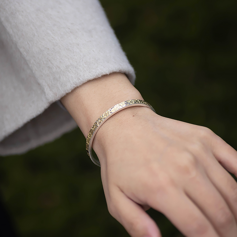 High-End 999 Silver Bracelet with Mirror Flower and Cherry Blossom Design - Light Luxury Chinese Style Shattered Ice Aesthetic