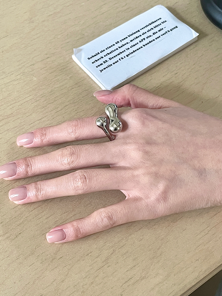 High-End Cute Bone Ring - Korean Style Open Ring for Women, Exaggerated Personality Fashion Ring, Unique Niche Design High-End Cute Bone Ring - Korean Style Open Ring for Women, Exaggerated Personality Fashion Ring, Unique Niche Design