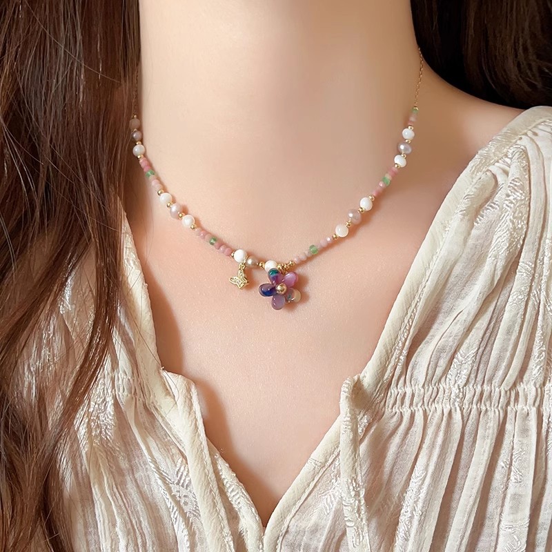 High-End Double-Layer Wrapped Pearl Necklace for Women - Versatile Beaded Collarbone Chain, Elegant Niche Fashion Accessory High-End Double-Layer Wrapped Pearl Necklace for Women - Versatile Beaded Collarbone Chain, Elegant Niche Fashion Accessory