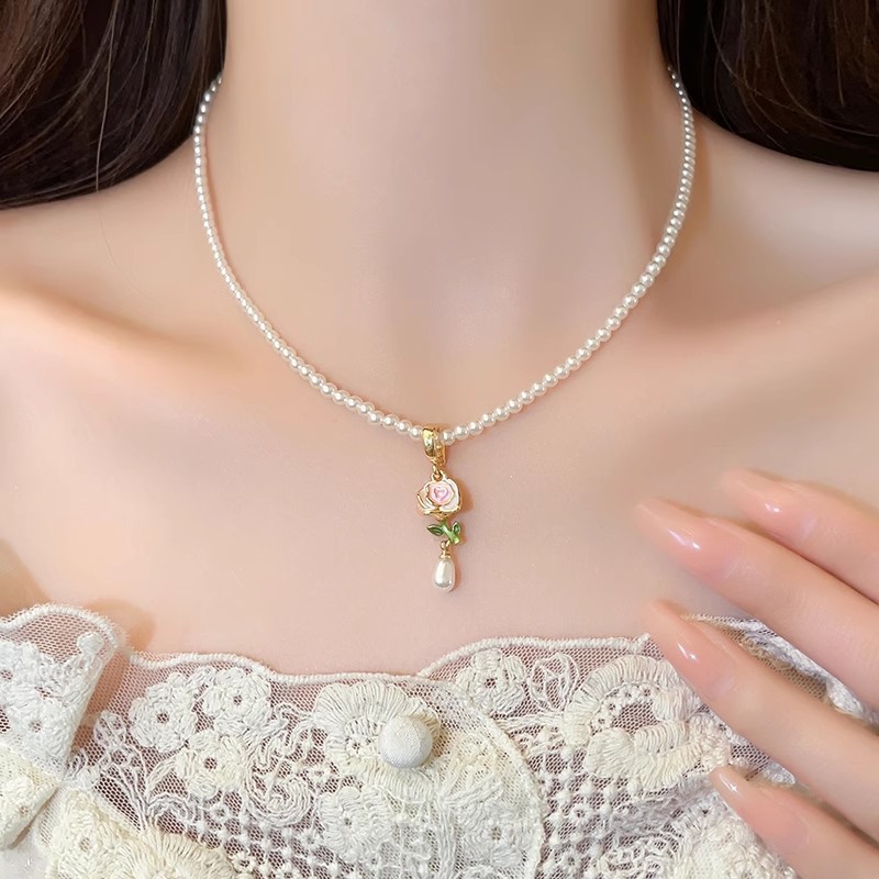 High-End Double-Layer Wrapped Pearl Necklace for Women - Versatile Beaded Collarbone Chain, Elegant Niche Fashion Accessory High-End Double-Layer Wrapped Pearl Necklace for Women - Versatile Beaded Collarbone Chain, Elegant Niche Fashion Accessory