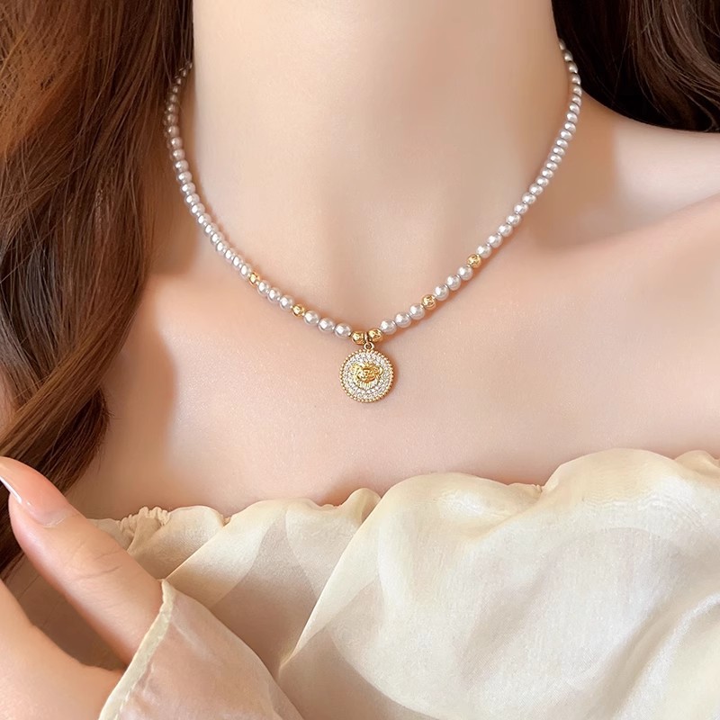 High-End Double-Layer Wrapped Pearl Necklace for Women - Versatile Beaded Collarbone Chain, Elegant Niche Fashion Accessory High-End Double-Layer Wrapped Pearl Necklace for Women - Versatile Beaded Collarbone Chain, Elegant Niche Fashion Accessory