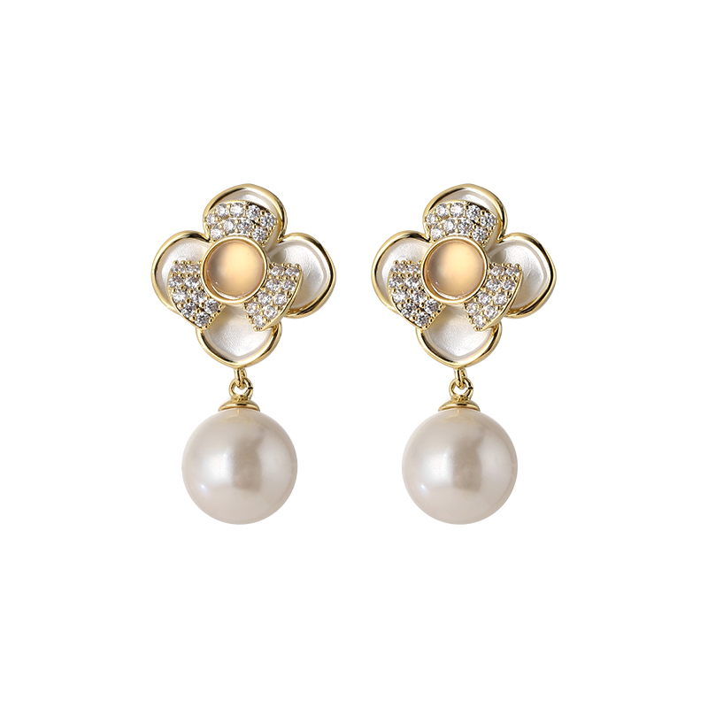 High-End Floral Pearl Earrings for Women - Exquisite S925 Silver Needle Design, 2025 Trendy Niche Jewelry High-End Floral Pearl Earrings for Women - Exquisite S925 Silver Needle Design, 2025 Trendy Niche Jewelry