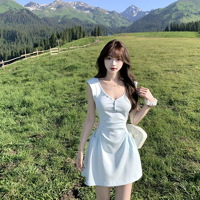 High-End French-Style White V-Neck Dress for Women - Sleeveless, Fitted Waist, Short Summer Vacation Dress High-End French-Style White V-Neck Dress for Women - Sleeveless, Fitted Waist, Short Summer Vacation Dress