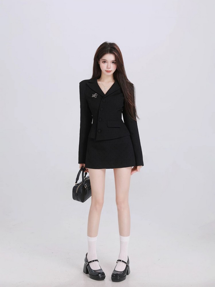 High-End French-Style Women's Two-Piece Set: Fitted Waist Black Suit Jacket & Half-Length Skirt for Spring Fashion High-End French-Style Women's Two-Piece Set: Fitted Waist Black Suit Jacket & Half-Length Skirt for Spring Fashion