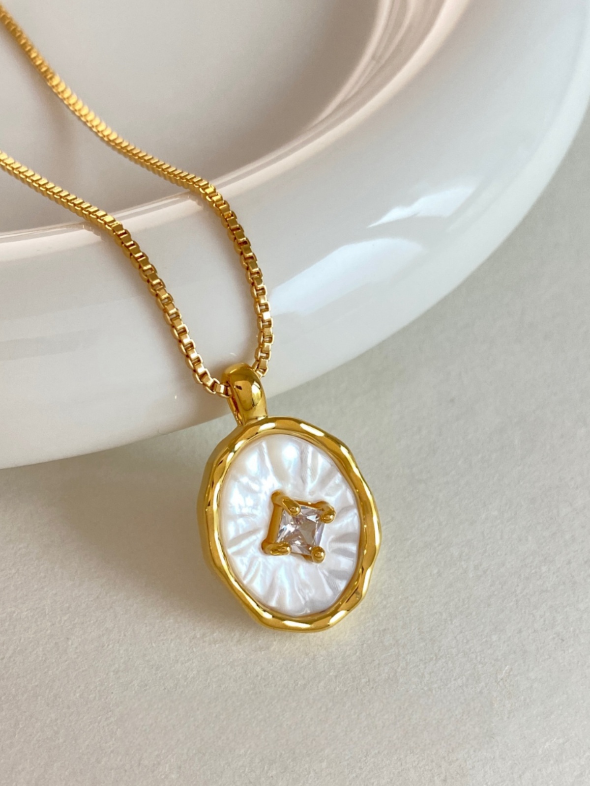 High-End Fritillaria Floral Print Dress - Unique French Design, Elegant Style, Perfect for Special Occasions High-End Fritillaria Floral Print Dress - Unique French Design, Elegant Style, Perfect for Special Occasions