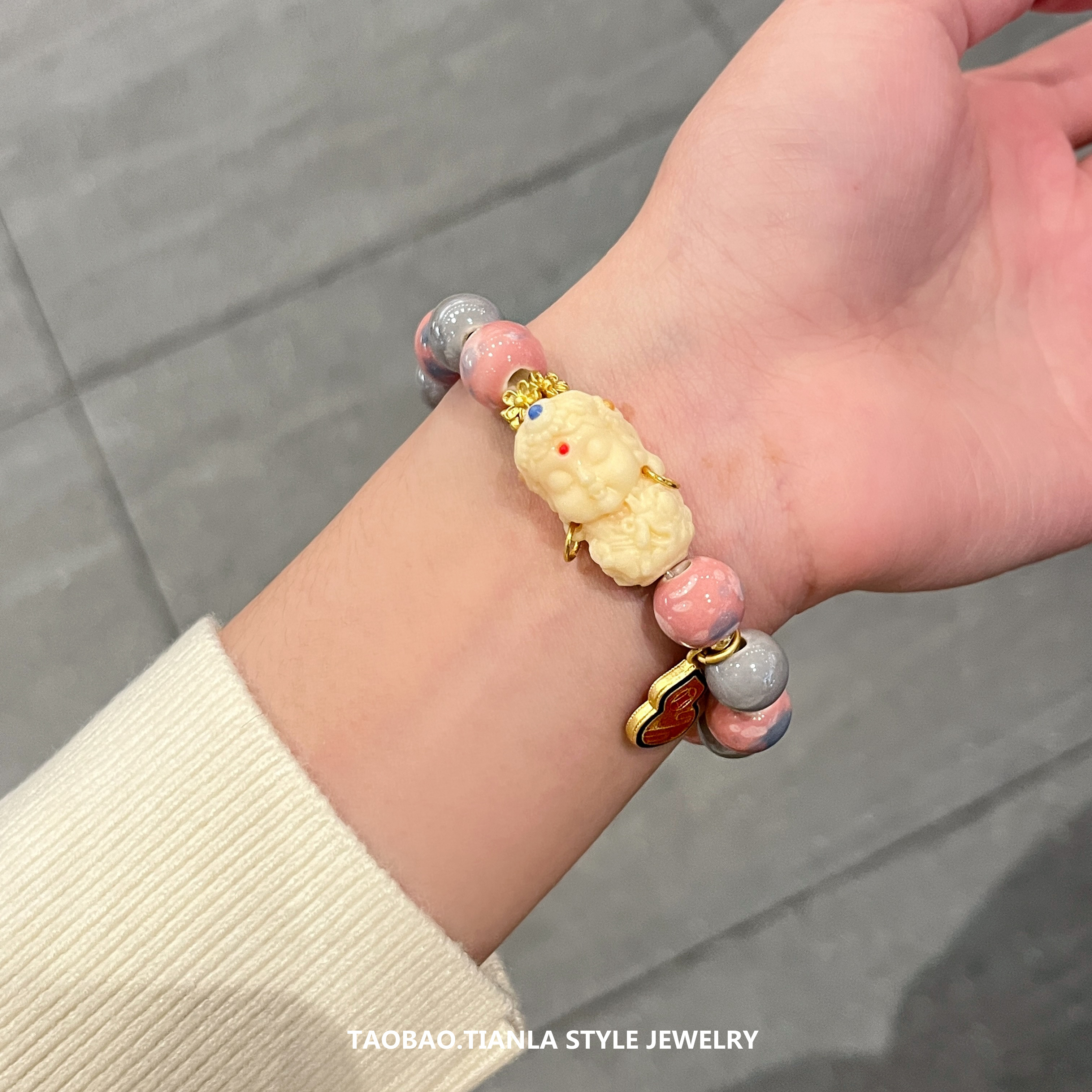 High-End Glass Bead Bracelet for Women, Bodhi Sandalwood Hand Accessory, Perfect Gift for Best Friend's Birthday, Boho Style