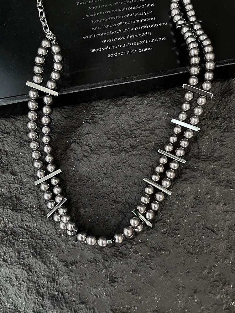 High-End Gray Pearl Necklace with Baroque Design for Women - Luxury Beaded Clavicle Chain Summer Accessory High-End Gray Pearl Necklace with Baroque Design for Women - Luxury Beaded Clavicle Chain Summer Accessory