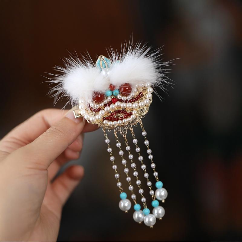 High-End Hanfu Girls' Fluffy Hair Clips - Cute Lion Dance Hairpins, Ancient Style Hair Accessories for Autumn & Winter 2025 High-End Hanfu Girls' Fluffy Hair Clips - Cute Lion Dance Hairpins, Ancient Style Hair Accessories for Autumn & Winter 2025