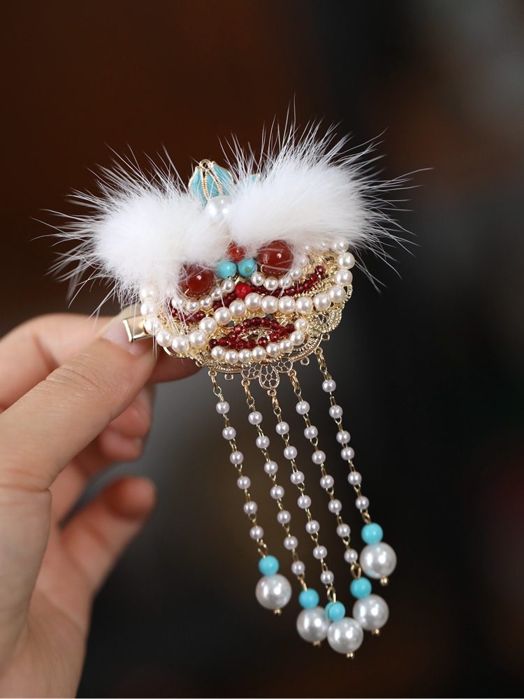 High-End Hanfu Girls' Fluffy Hair Clips - Cute Lion Dance Hairpins, Ancient Style Hair Accessories for Autumn & Winter 2025 High-End Hanfu Girls' Fluffy Hair Clips - Cute Lion Dance Hairpins, Ancient Style Hair Accessories for Autumn & Winter 2025