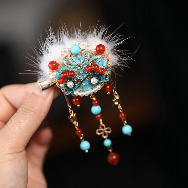 High-End Hanfu Girls' Fluffy Hair Clips - Cute Lion Dance Hairpins, Ancient Style Hair Accessories for Autumn & Winter 2025 High-End Hanfu Girls' Fluffy Hair Clips - Cute Lion Dance Hairpins, Ancient Style Hair Accessories for Autumn & Winter 2025